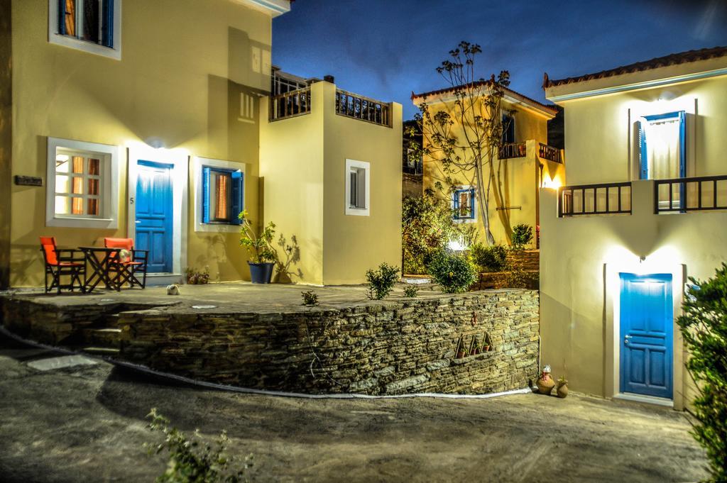 Mainades Maisonettes & Studios Ménites 外观 照片